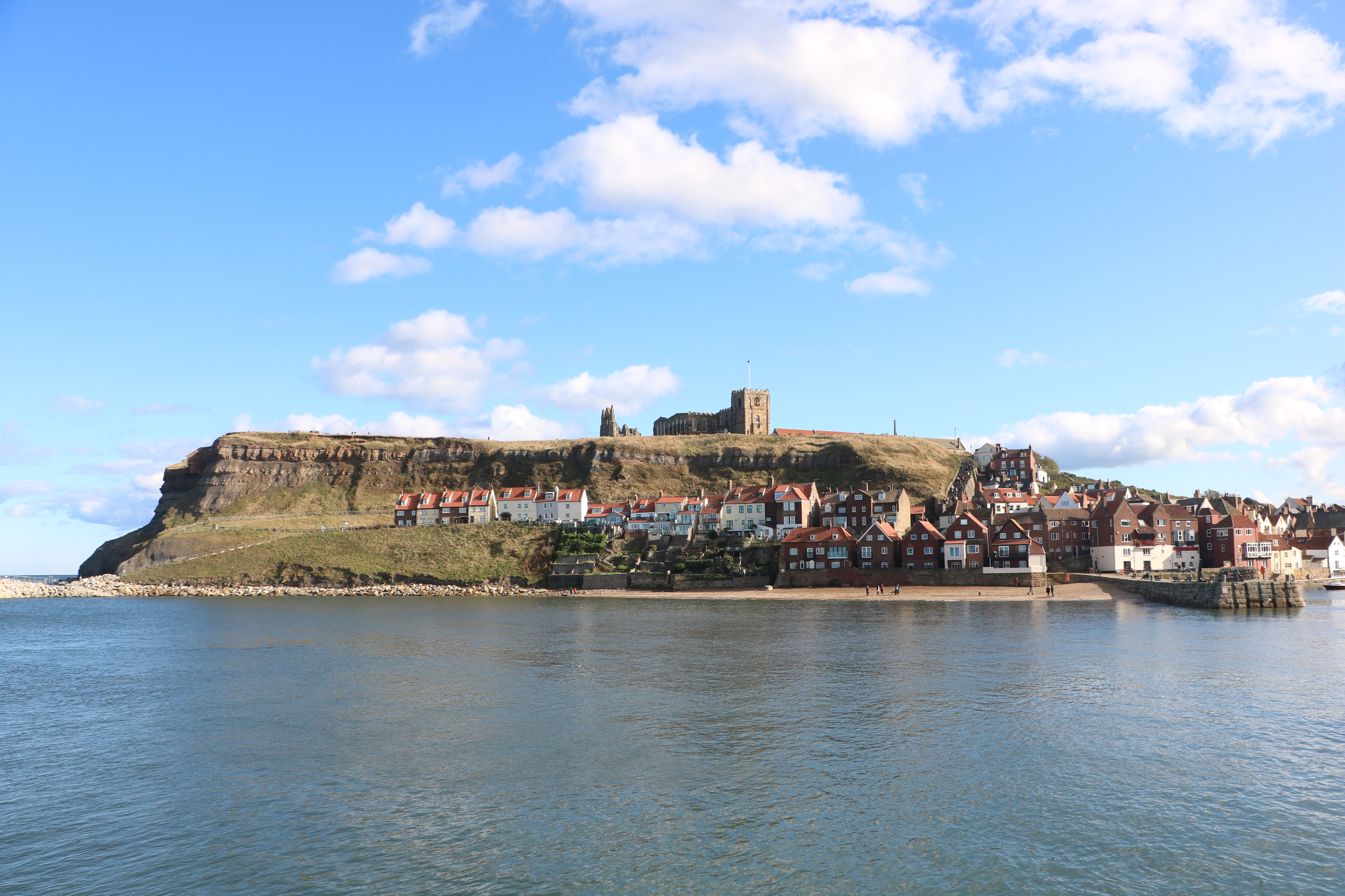 [
Whitby.  28 September 2019.
        ]